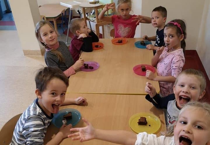 Akademia Talentów - ciasto czekaladowe było pyszne